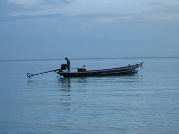 Taken with a canon ixus 400 in Ko Tao (Thailand) by Ed Van 